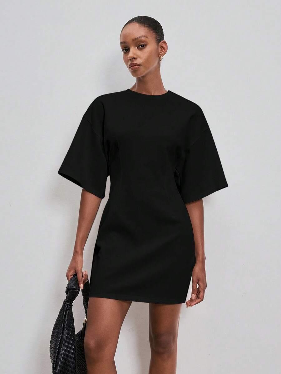 czarna mini sukienka