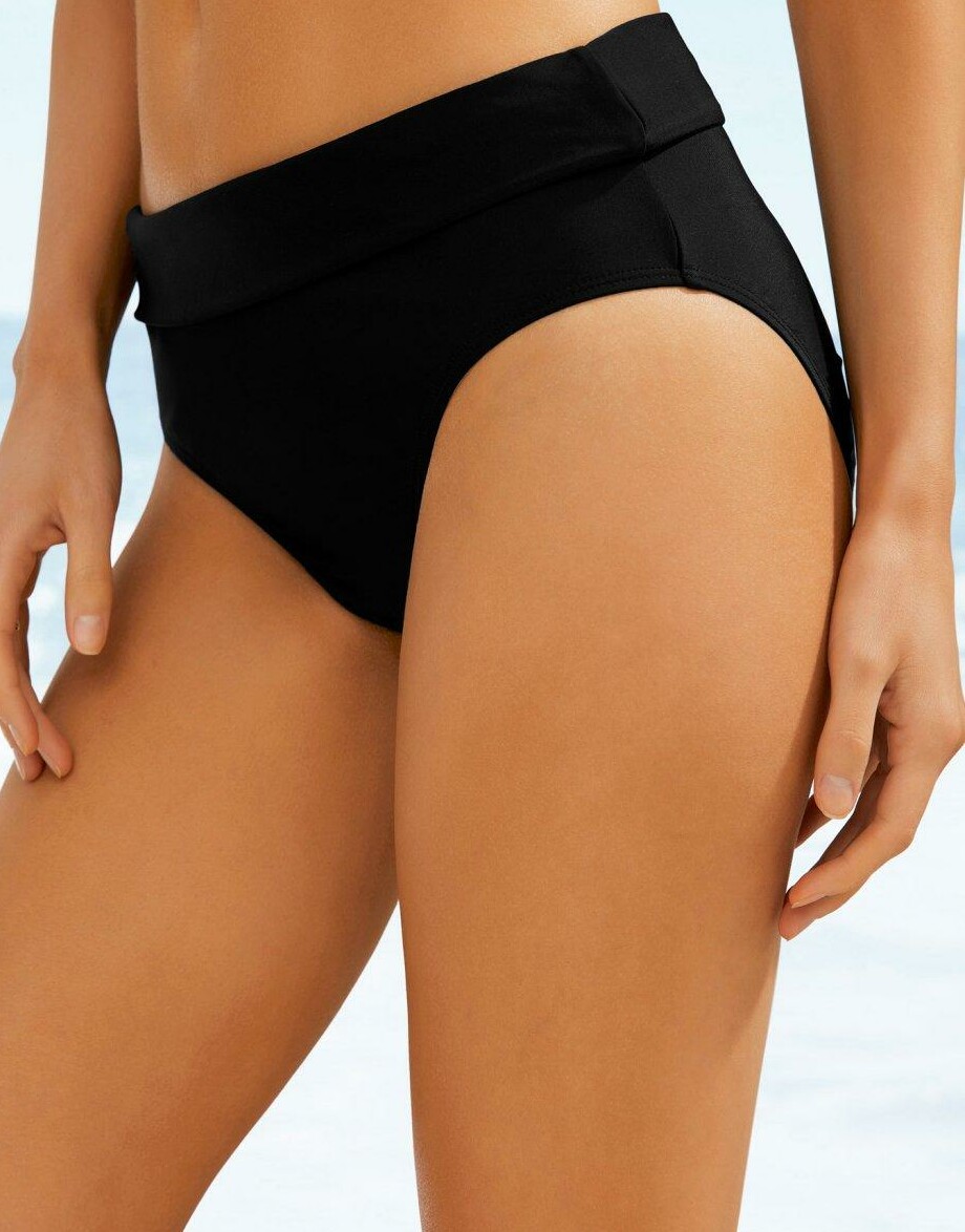 czarny dół od bikini 