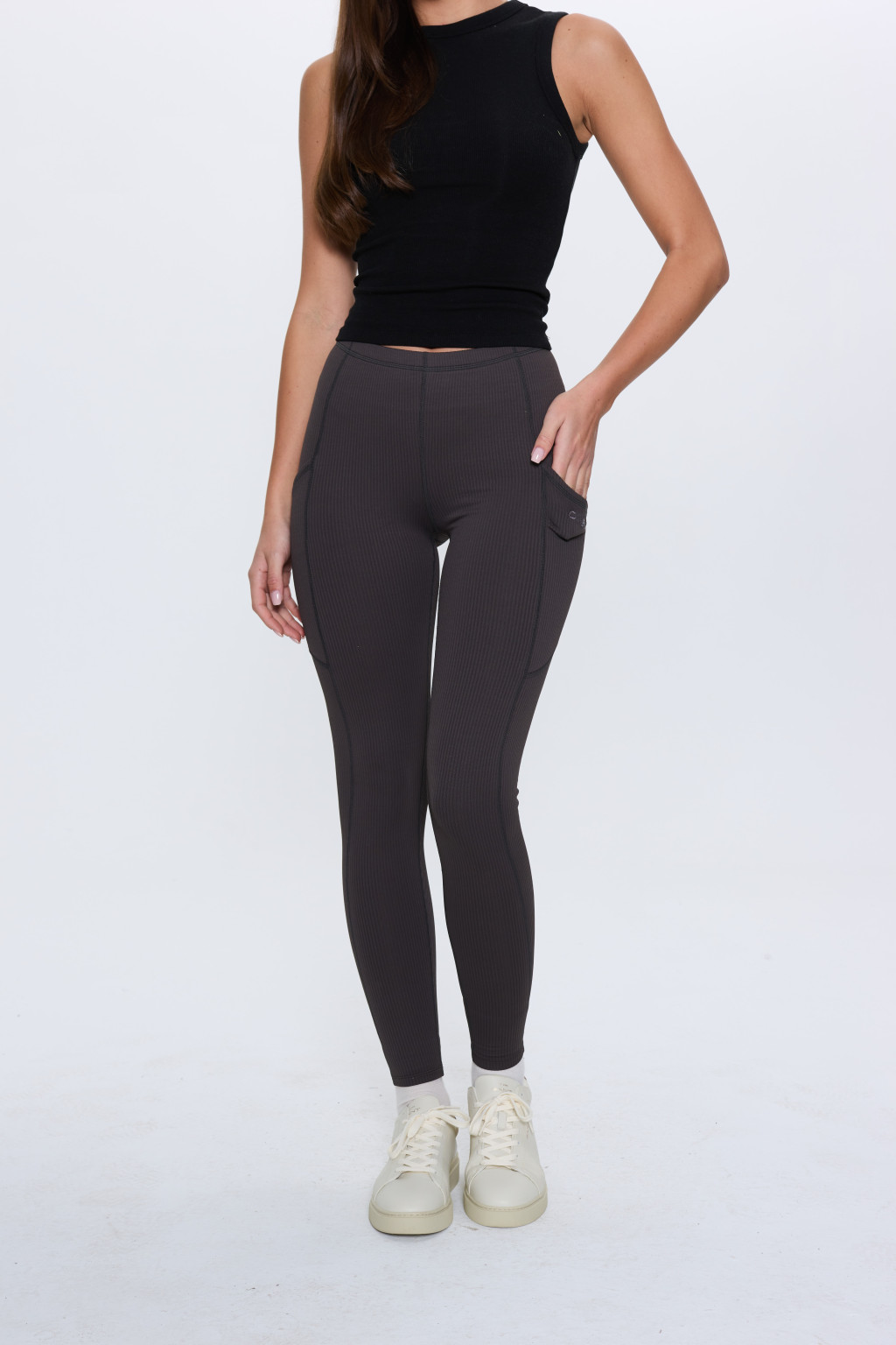 brĄZOWE KLASYCZNE LEGGINSY PRĄŻKI 1550084-18021