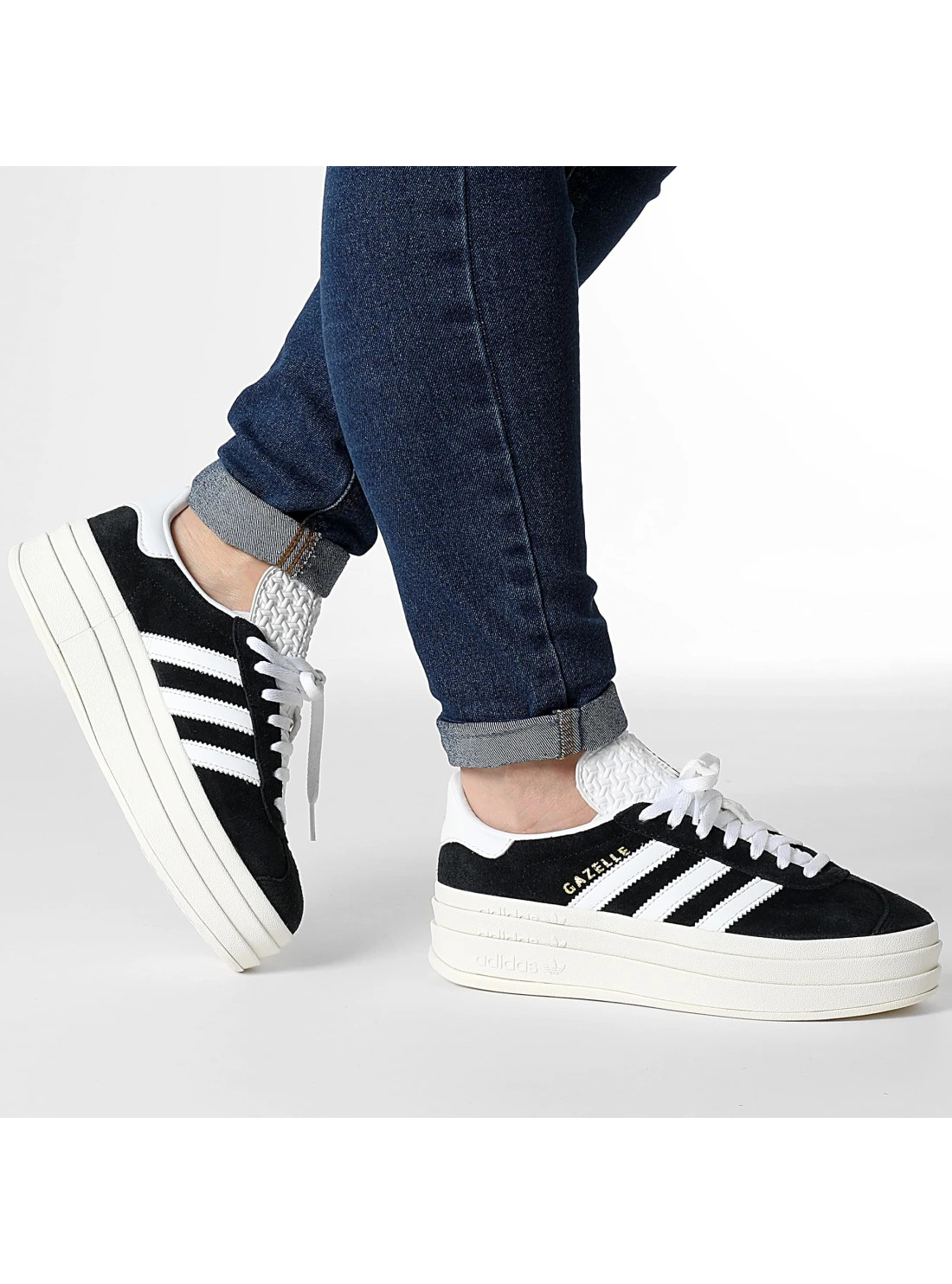 skórzane buty sportowe Gazelle Bold HQ6912