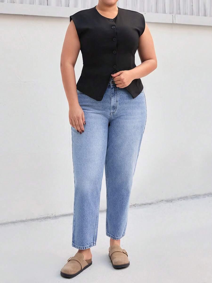 niebieskie jeansy kieszenie 