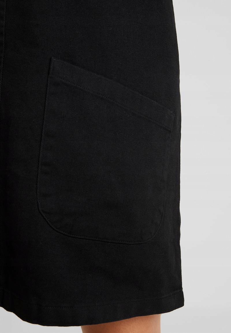 czarna sukienka jeans