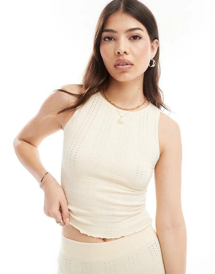 BEŻOWY CROP TOP STRUKTURA
