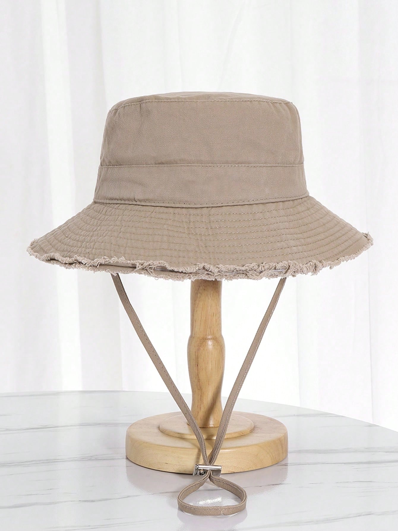 brązowy kapelusz bucket 
