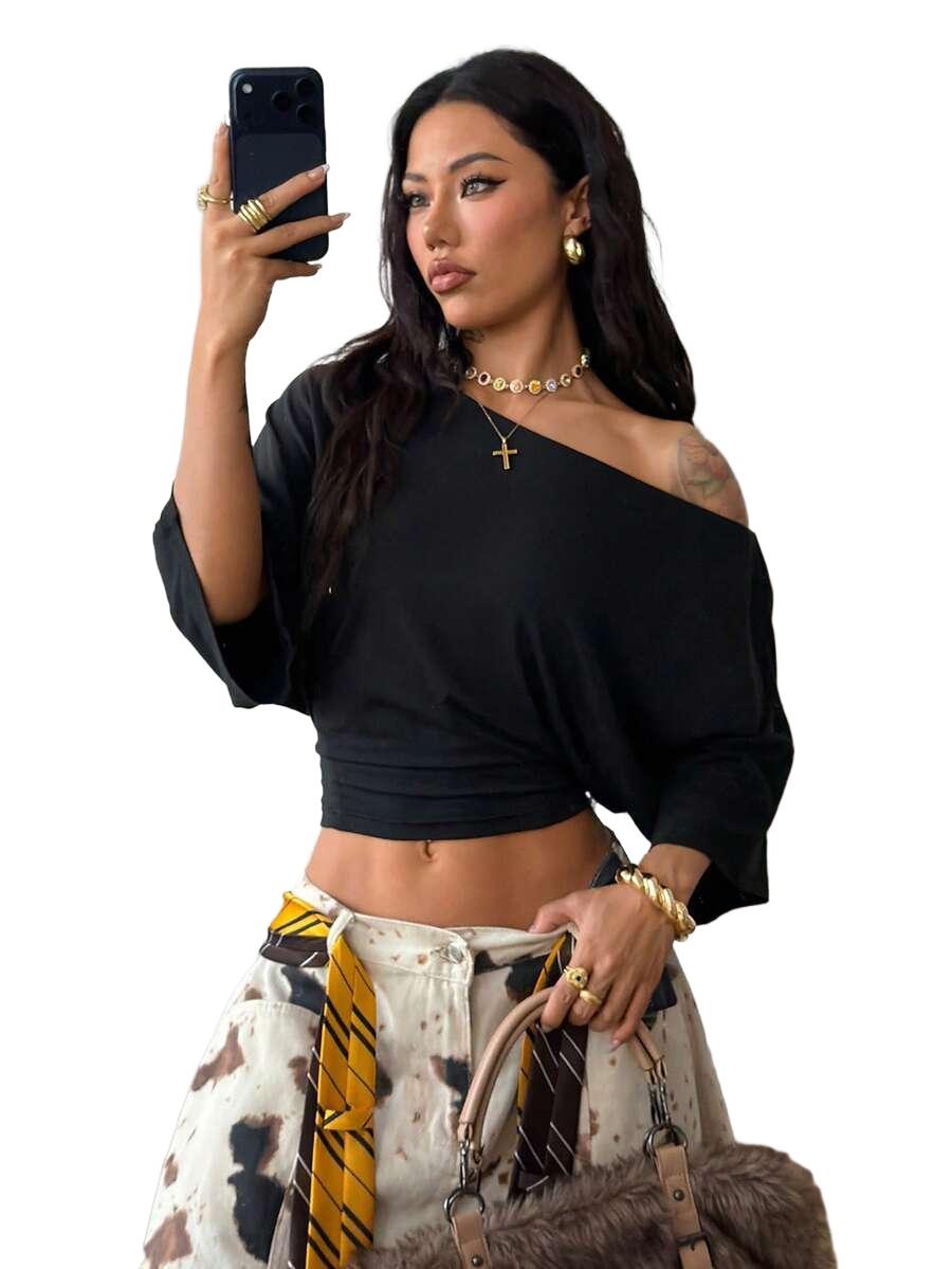 LUŹNA BLUZKA CZARNA 