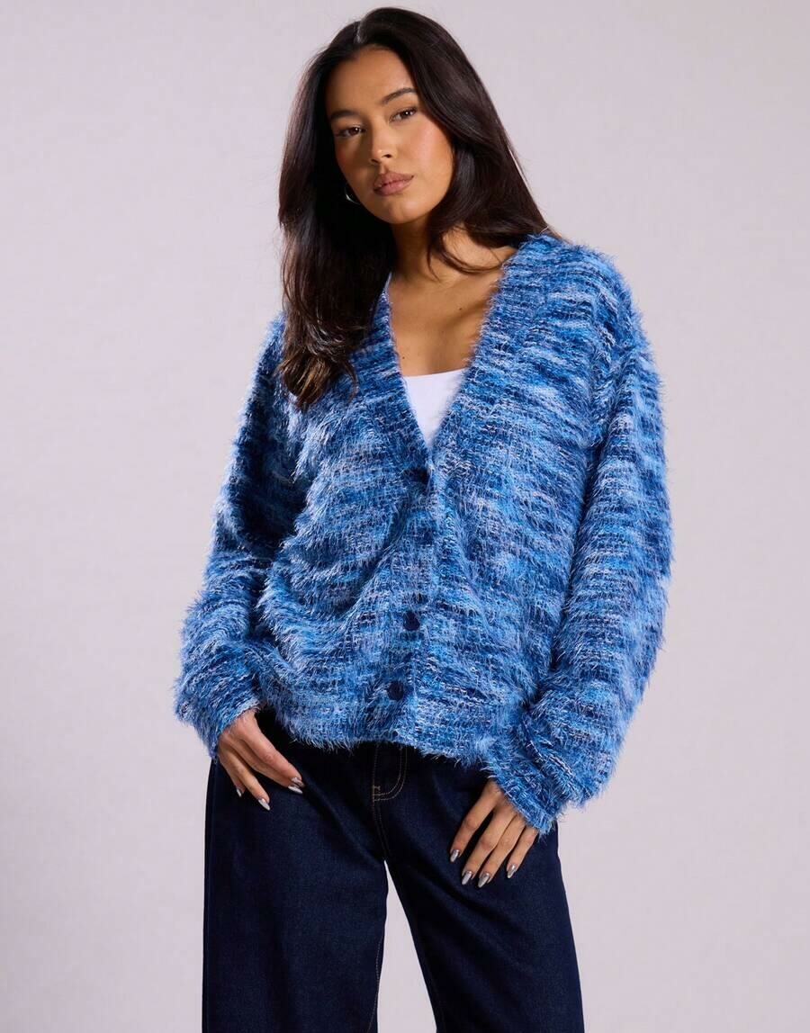 NIEBIESKI SWETER FLUFFY