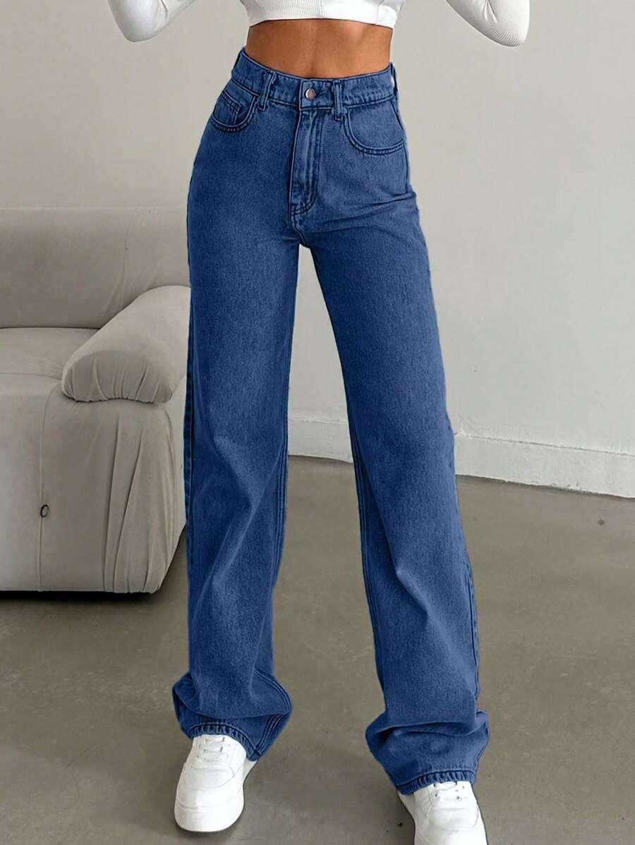 niebieskie spodnie jeans 