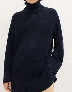 OVERSIZE'OWY SWETER Z GOLFEM