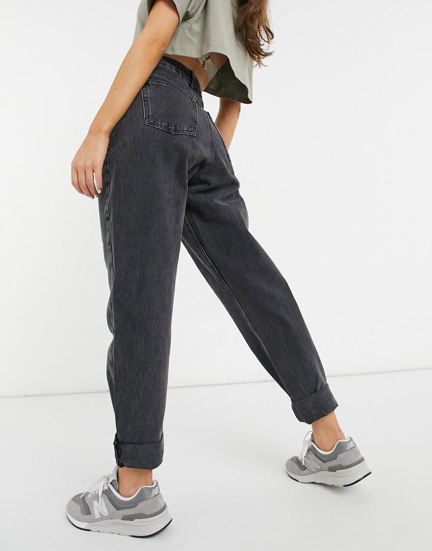 SPODNIE MOM JEANS 
