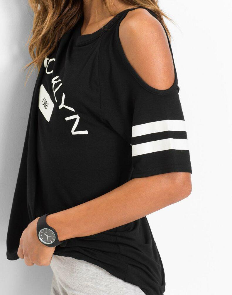T-SHIRT Z WYCIĘCIAMI