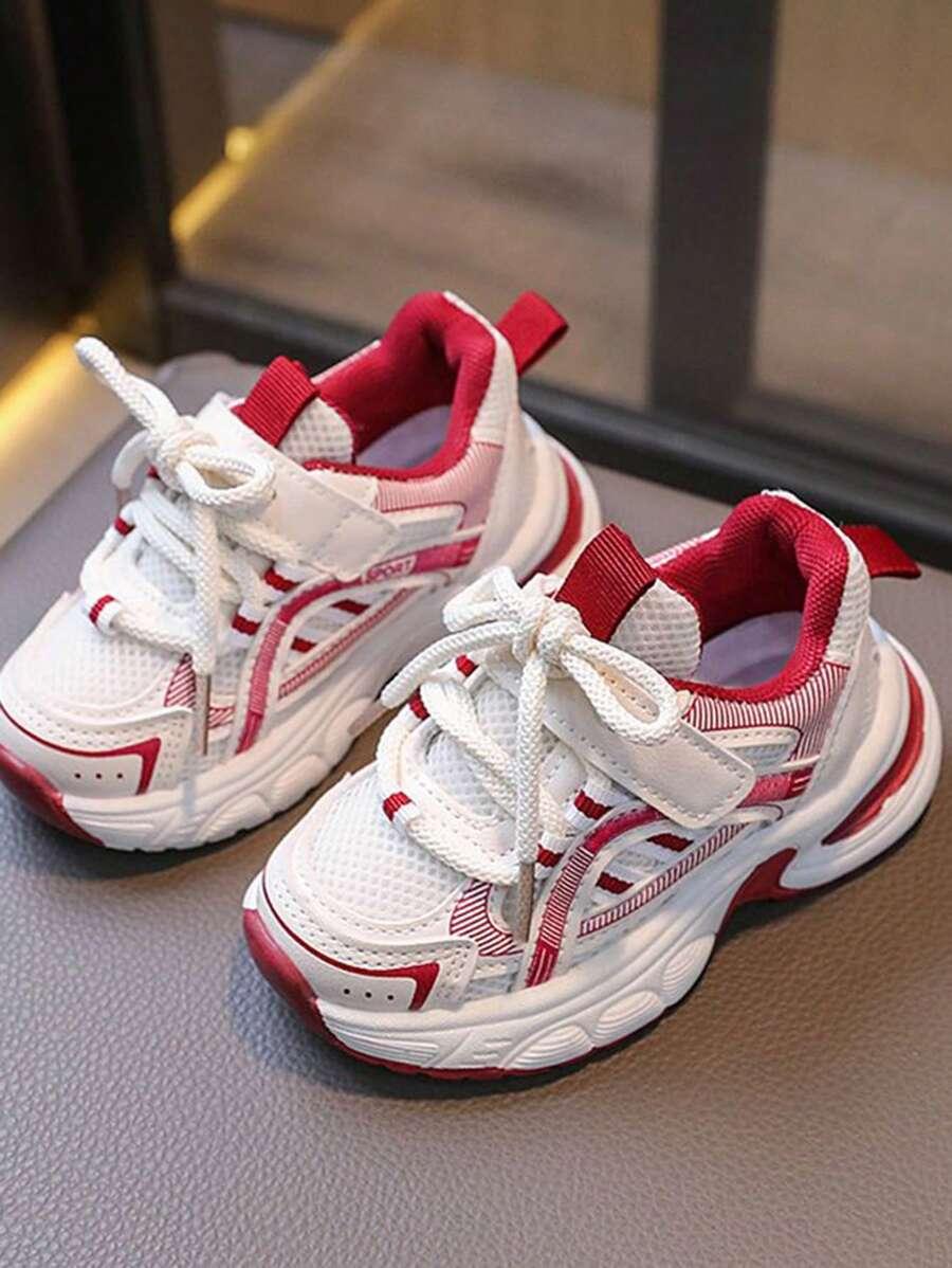 sznurowane buty sportowe 