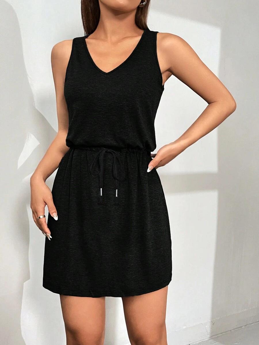 CZARNA MINI SUKIENKA V-NECK