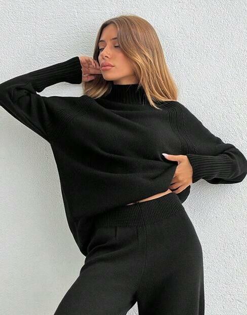 SWETER DAMSKI Z GOLFEM