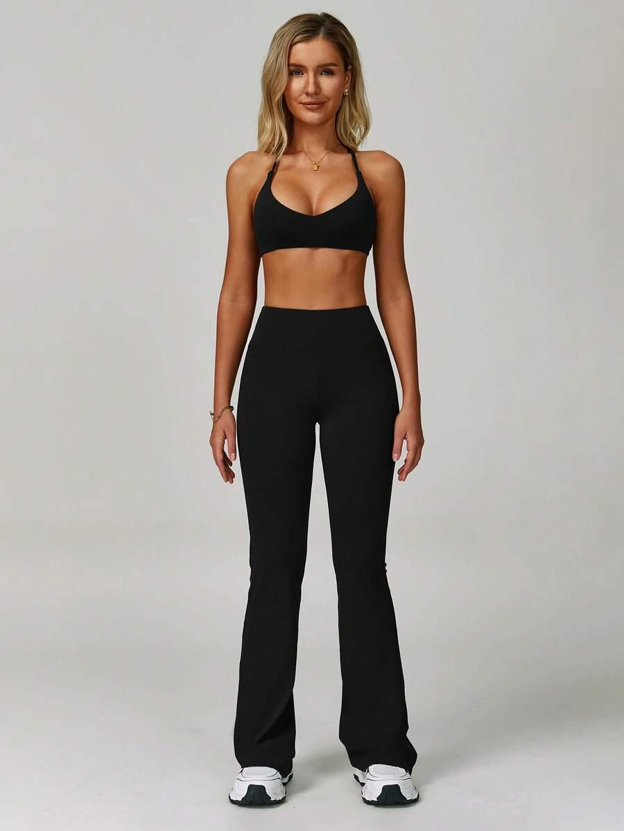 czarny komplet top legginsy
