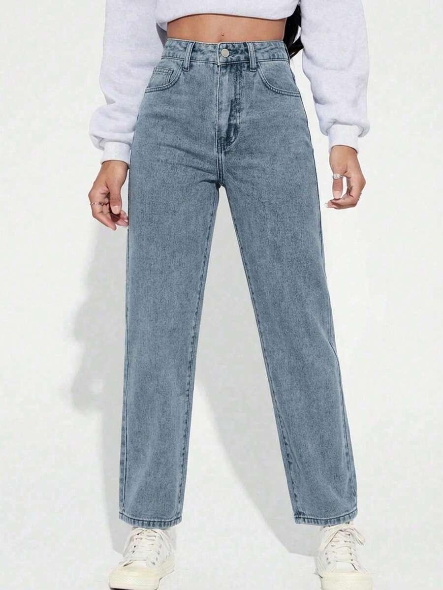 niebieskie spodnie jeans 