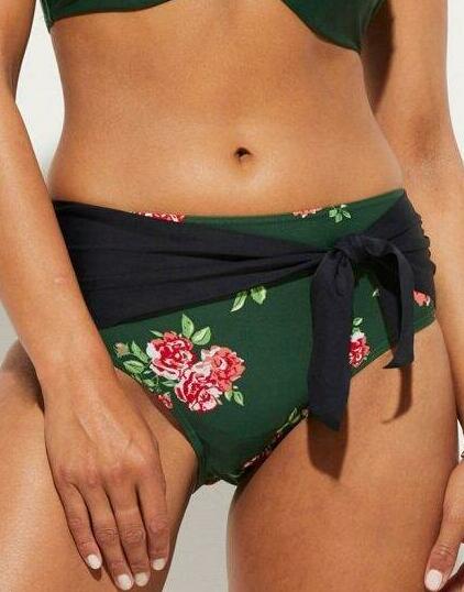 DÓŁ OD BIKINI