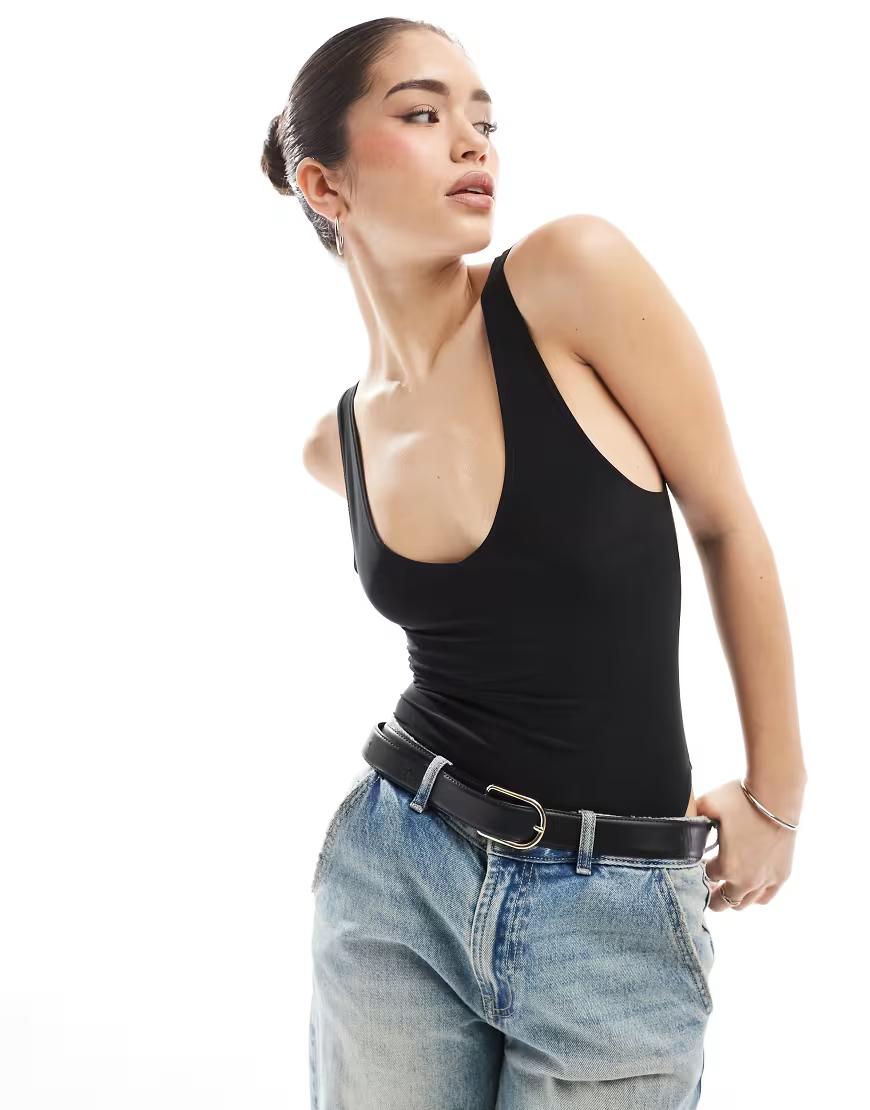 czarne body casual