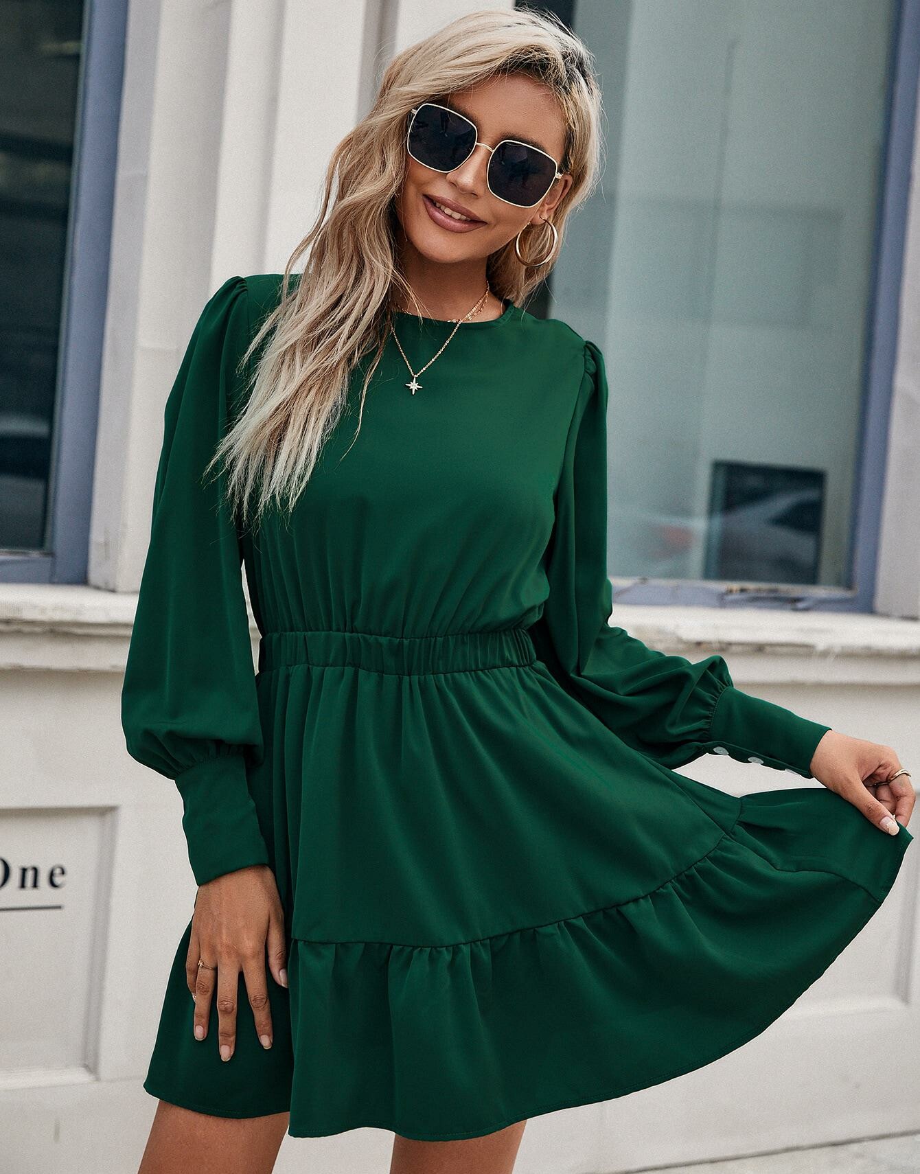 ZIELONA MINI SUKIENKA