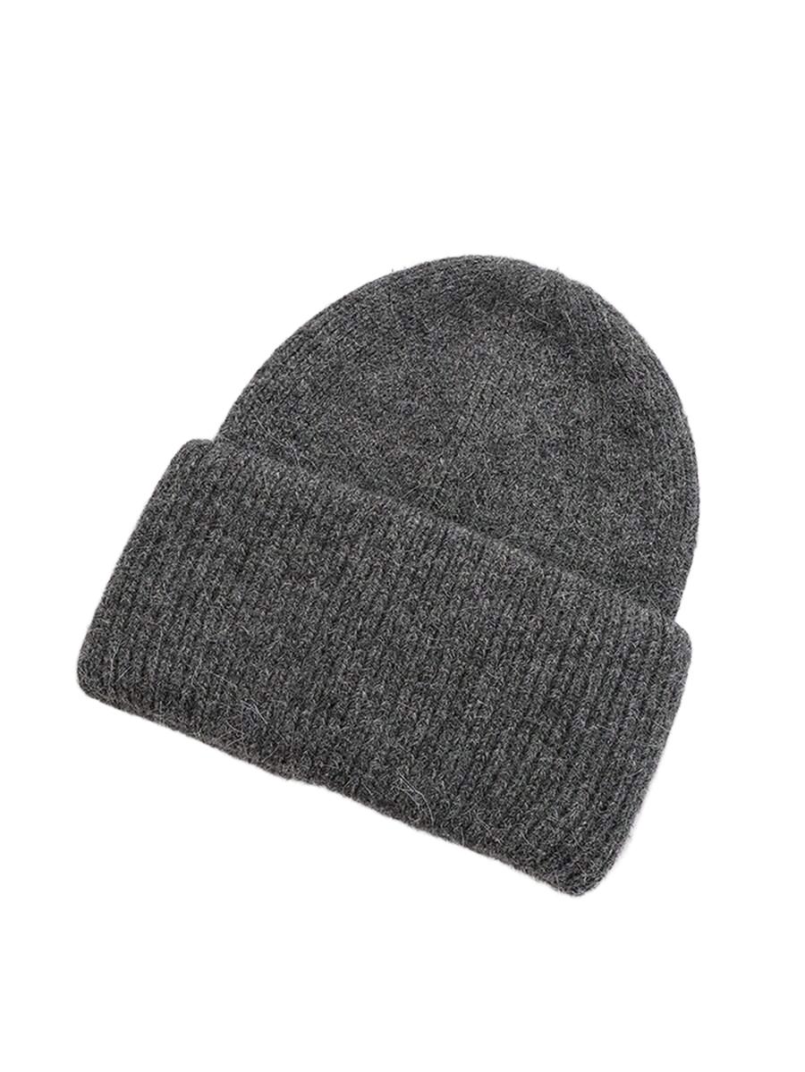 szara czapka beanie