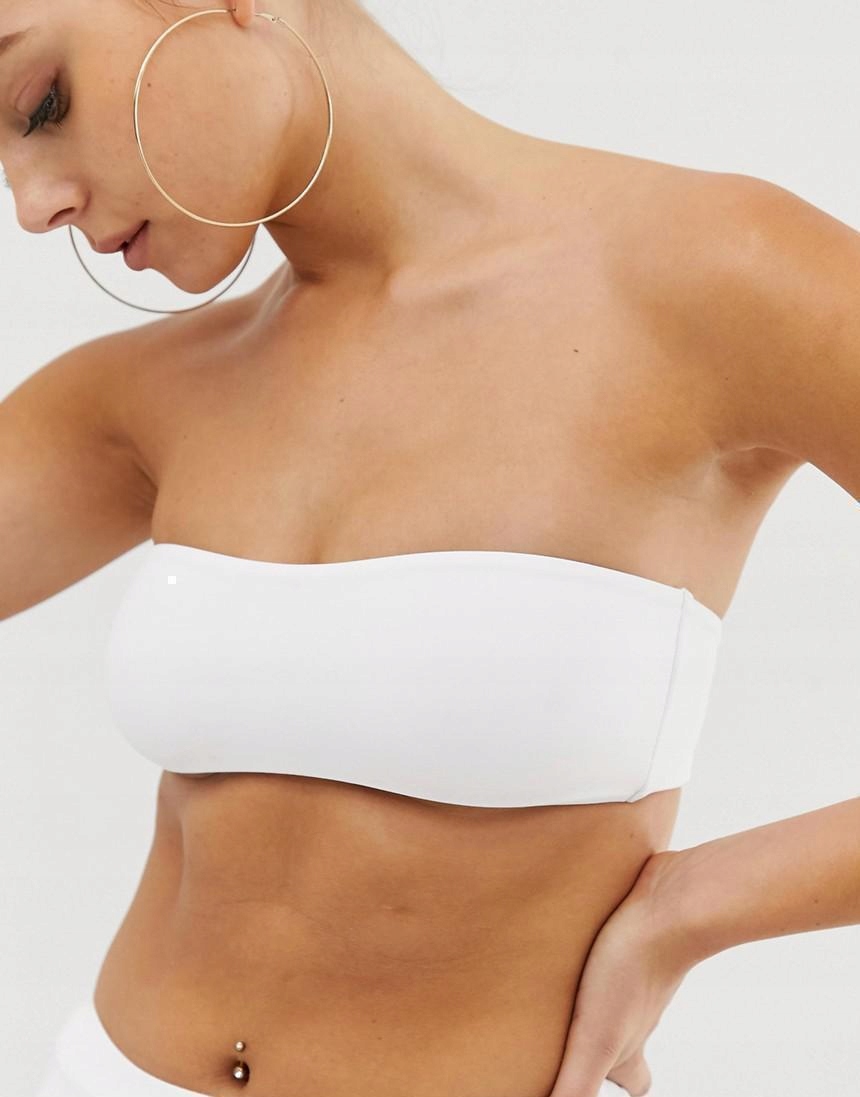 biała góra od bikini