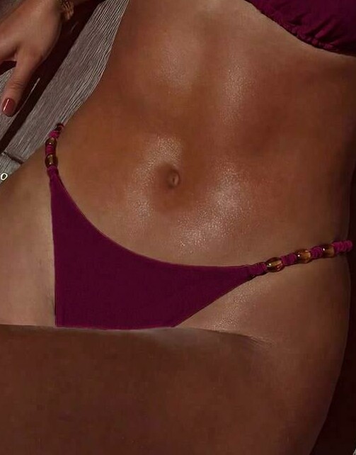 DÓŁ OD BIKINI