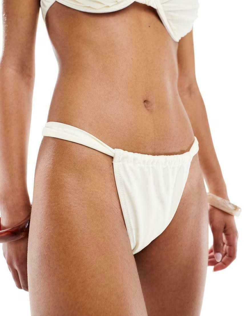  DÓŁ OD BIKINI ECRU