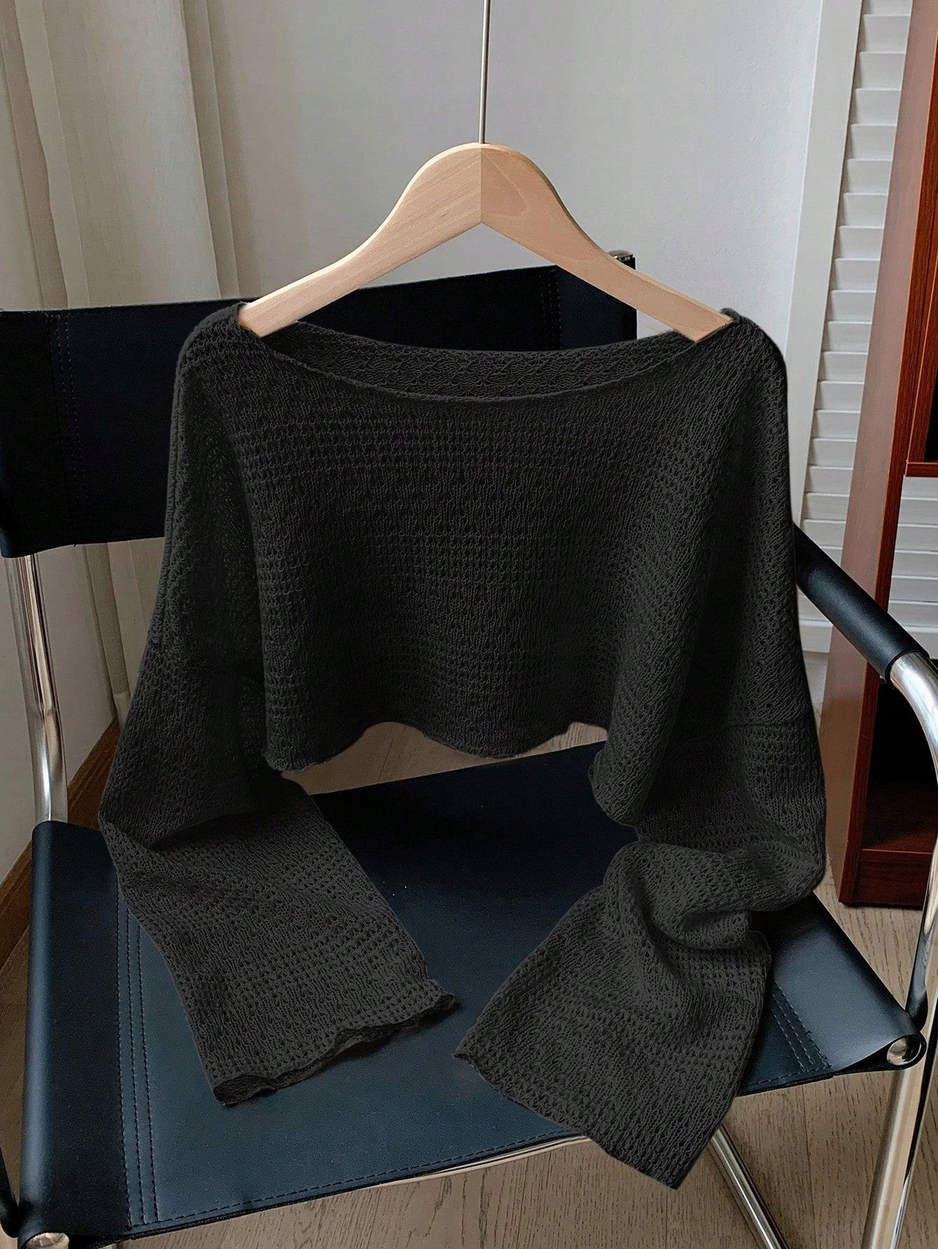 CZARNY KRÓTKI SWETER DŁUGI RĘKAW