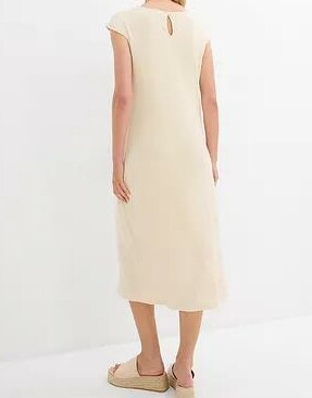 SUKIENKA PLUS SIZE MIDI Z OKRĄGŁYM DEKOLTEM I KRÓTKIM RĘKAWEM