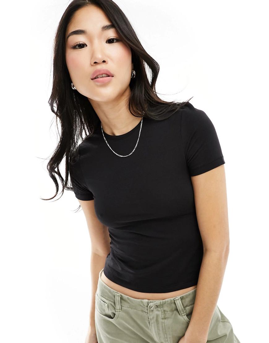 CZARNY KLASYCZNY T-SHIRT BASIC