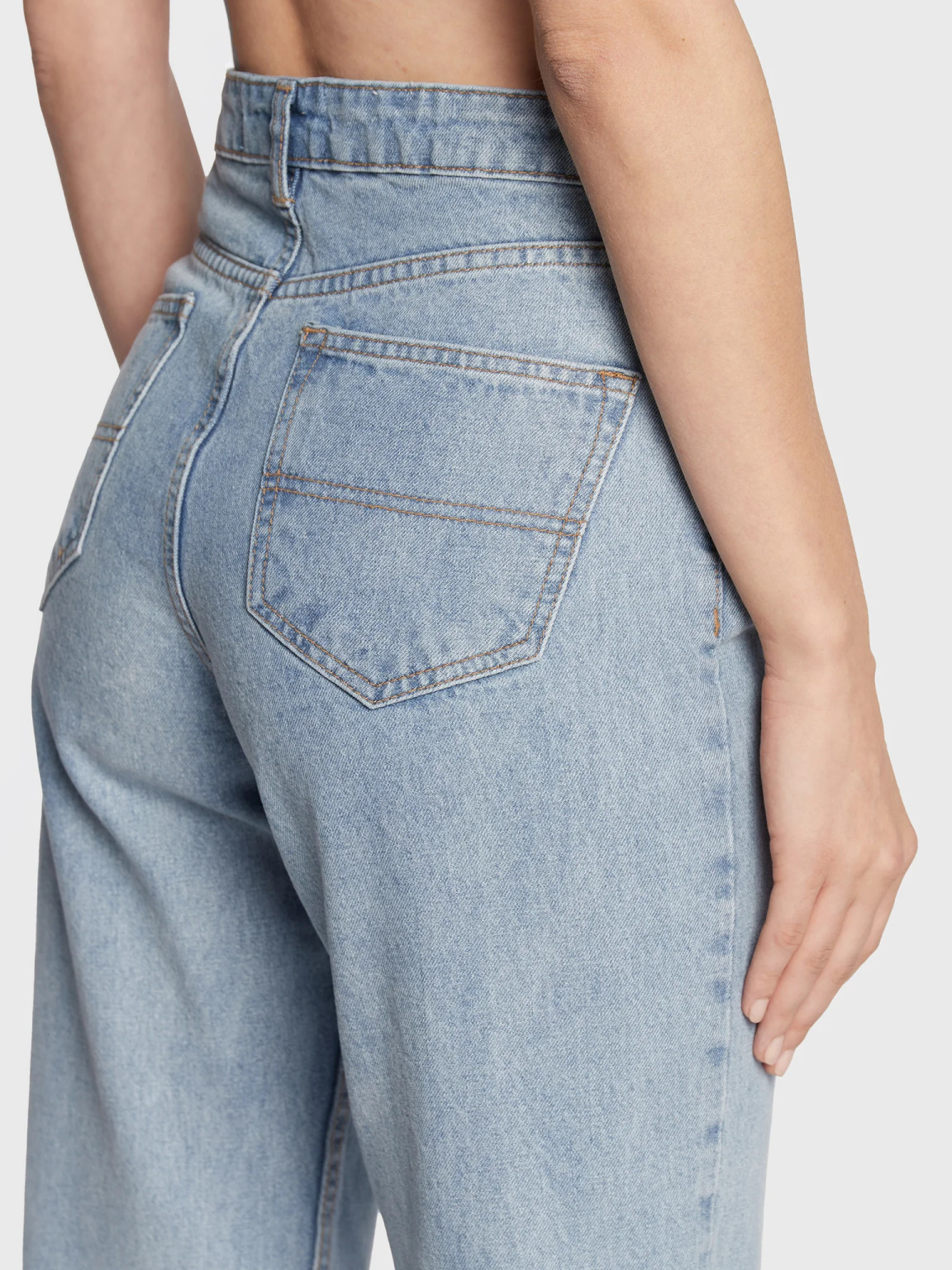 niebieskie proste spodnie jeans wysoki stan