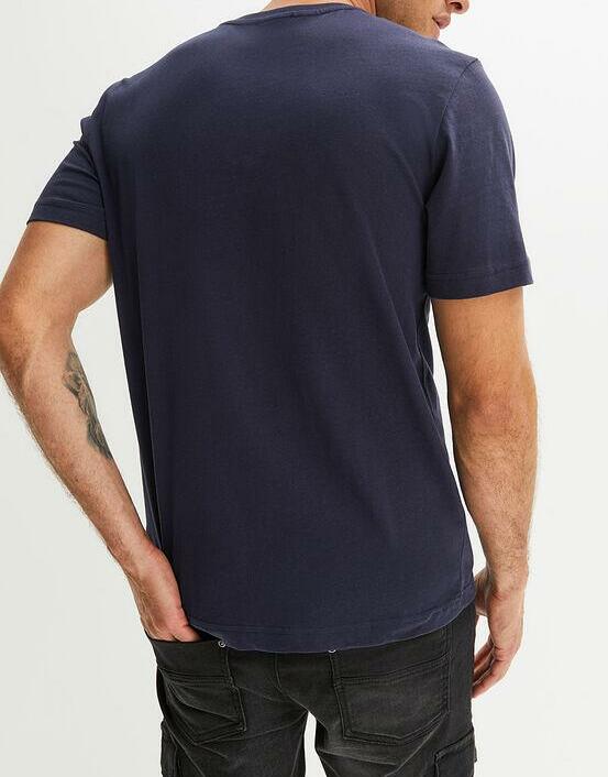 T-SHIRT MĘSKI Z NADRUKIEM 