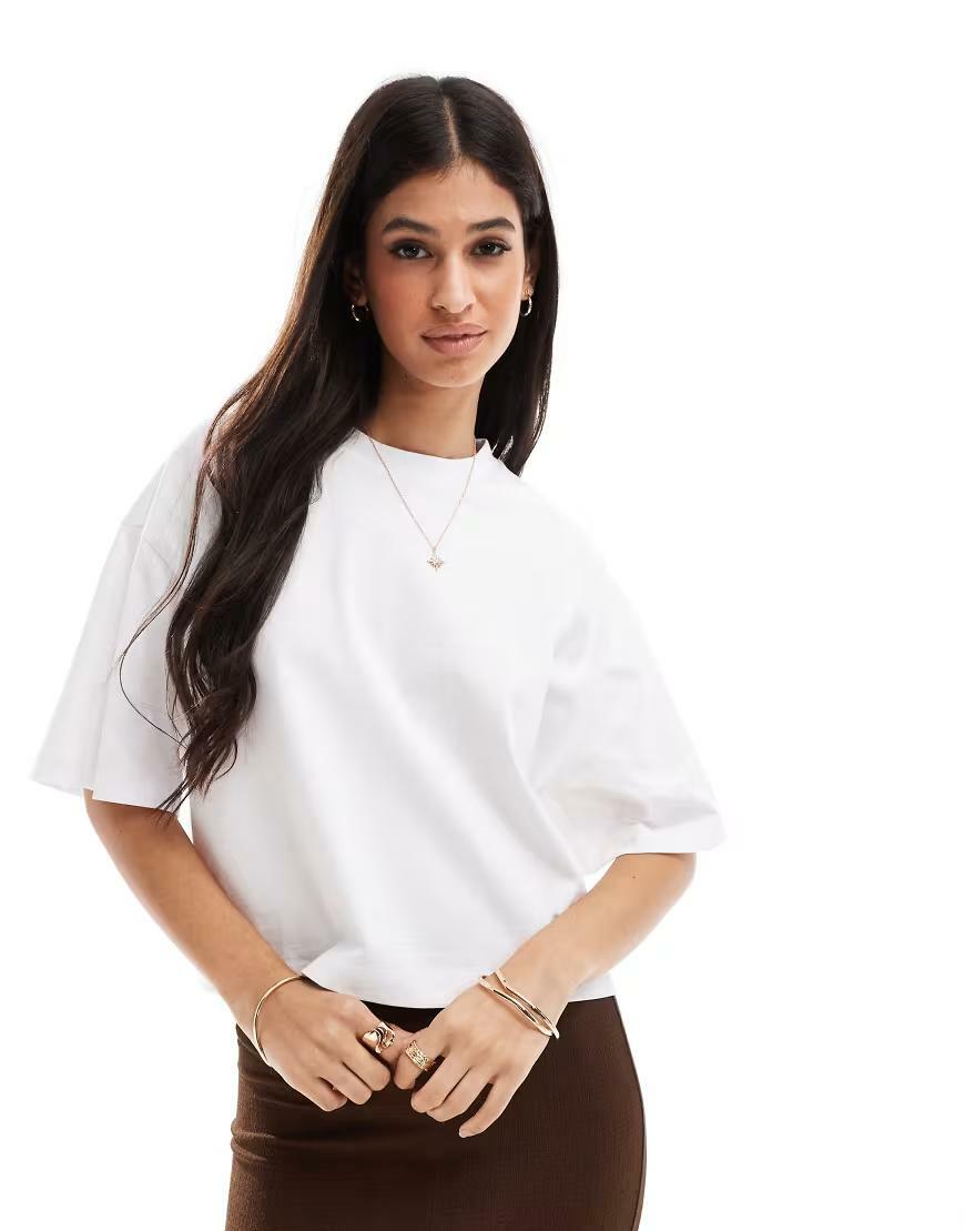 BIAŁY T-SHIRT OVERSIZE