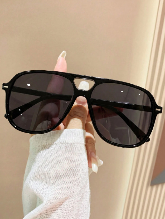 CZARNE OKULARY PRZECIWSŁONECZNE AVIATOR