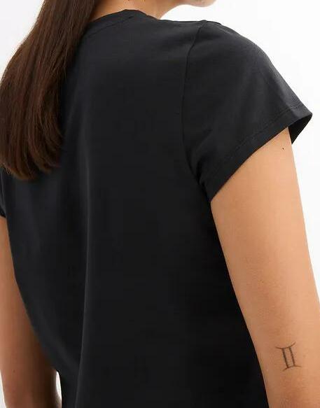 BAWEŁNIANY T-SHIRT DAMSKI Z OKRĄGŁYM DEKOLTEM