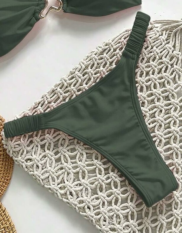 dół od bikini