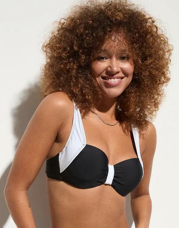 GÓRA OD BIKINI