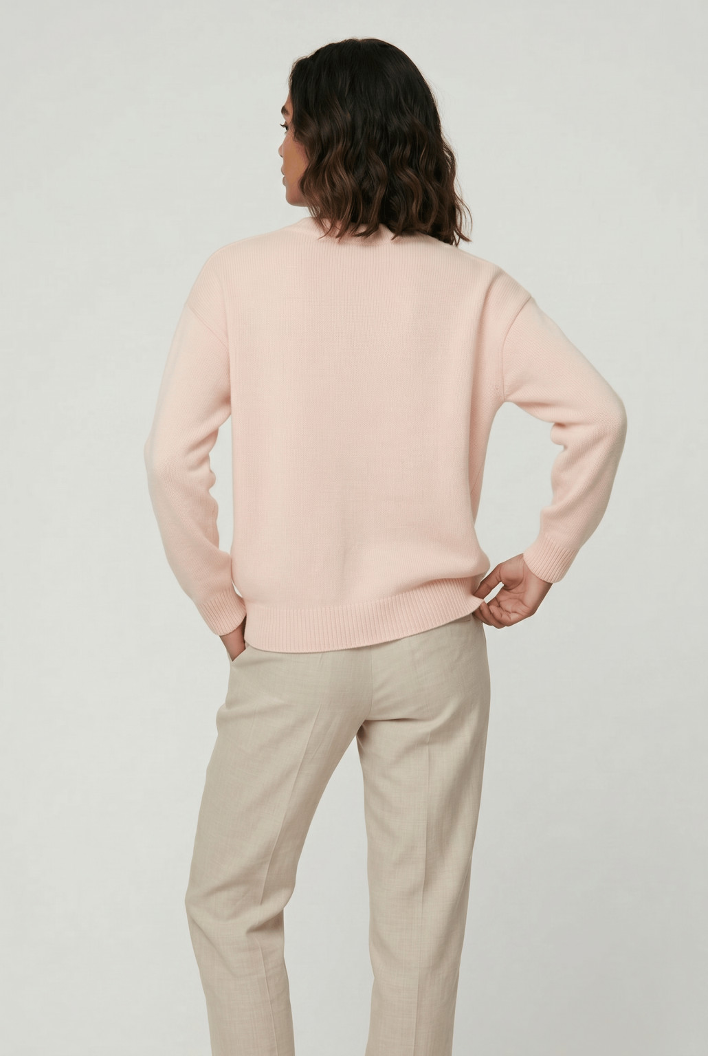 sweter haft kwiaty