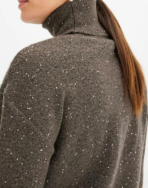 SWETER Z CEKINAMI