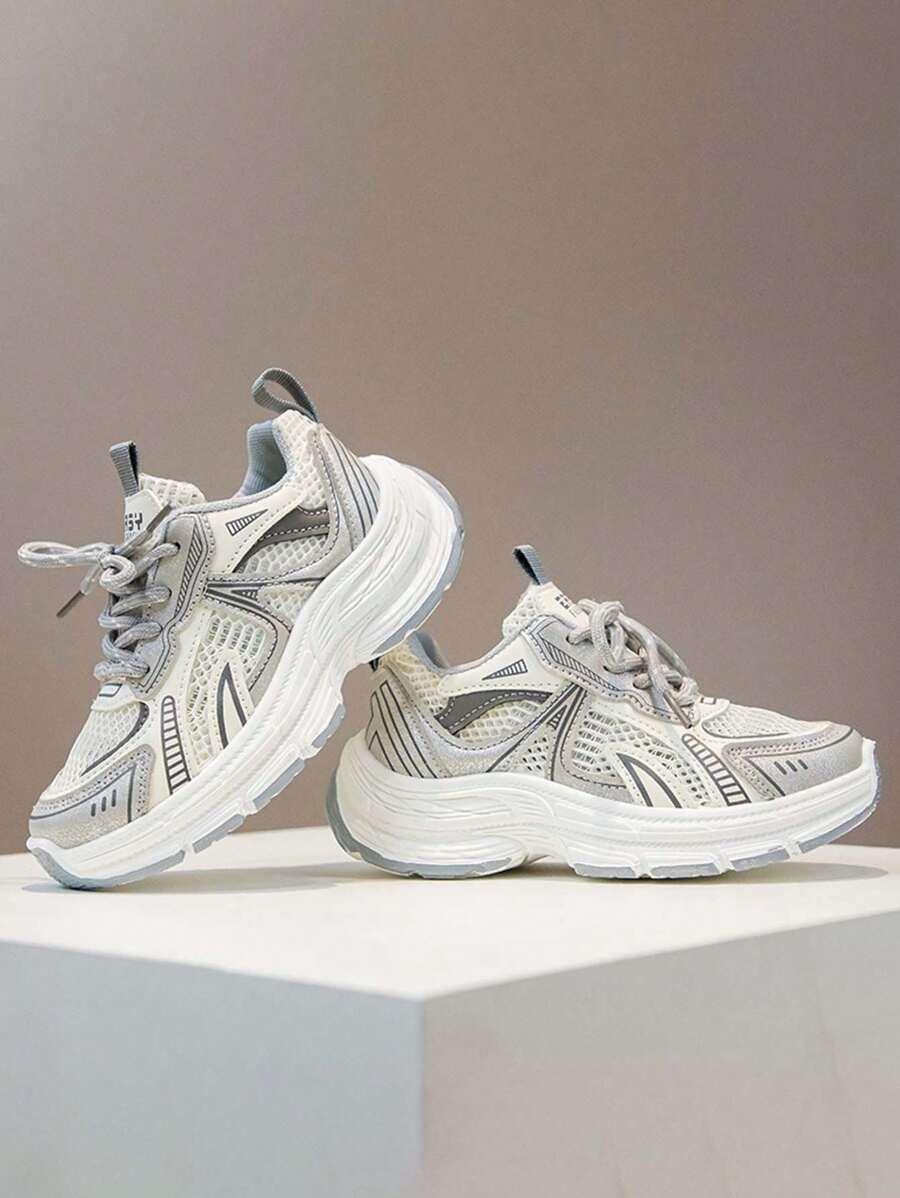 SZNUROWANE BUTY SPORTOWE
