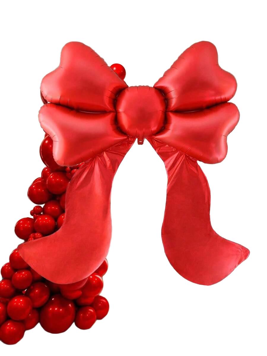 czerwony balon kokarda