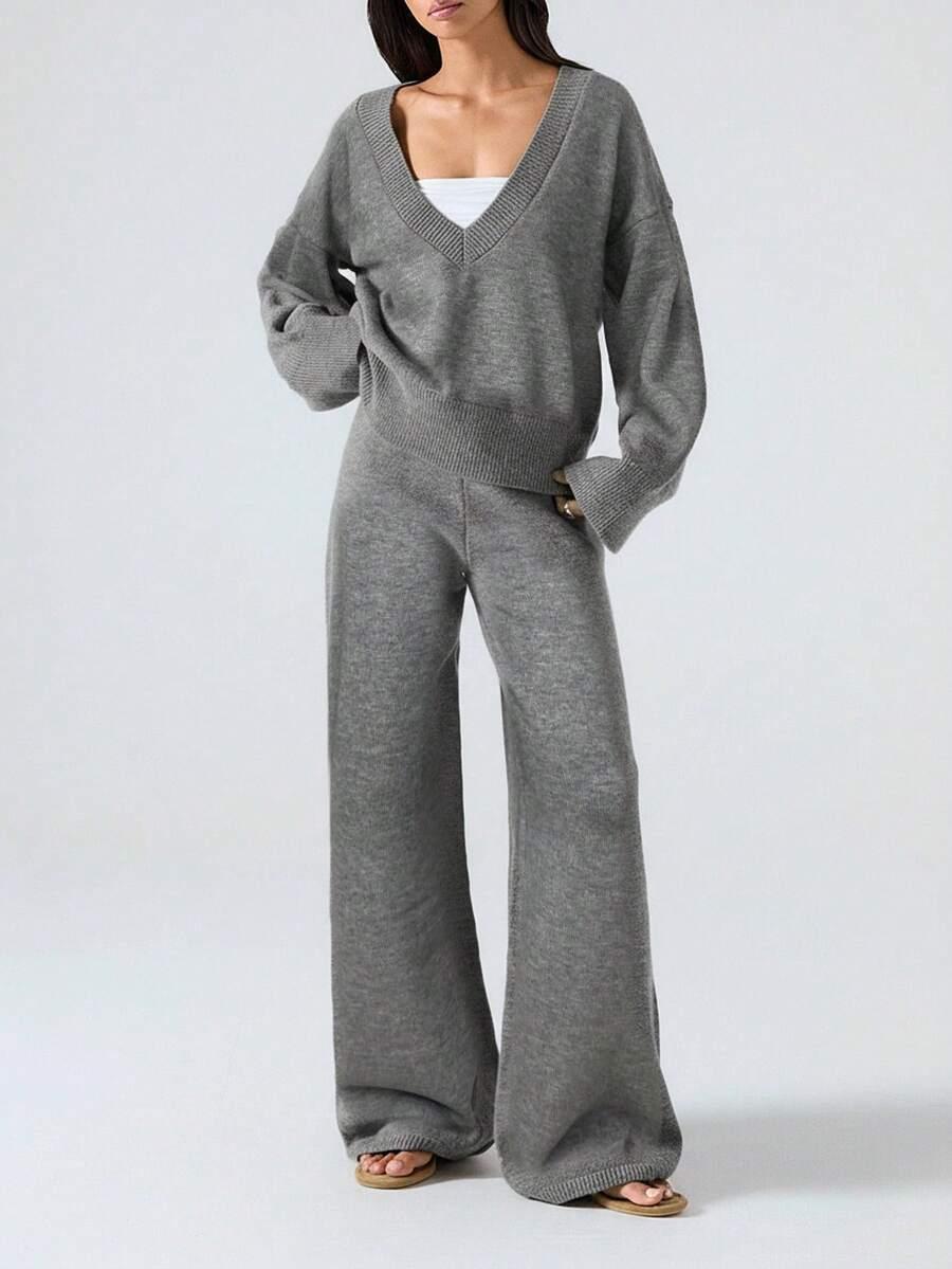 SWETER SPODNIE KOMPLET