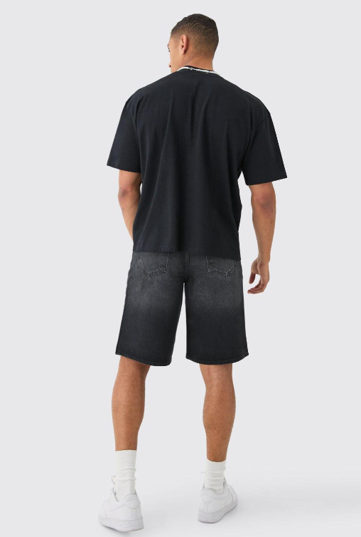 czarny t-shirt rośliny 