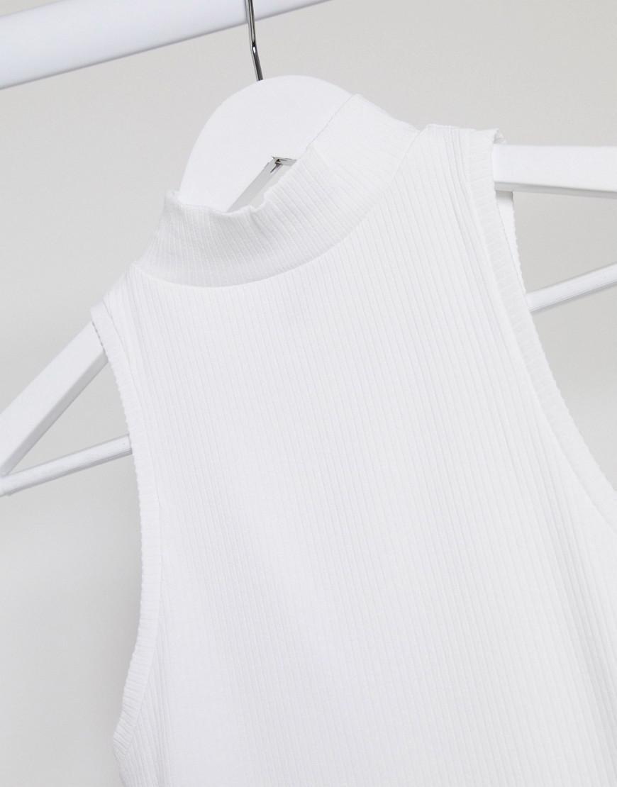 BIAŁY CROP TOP PRĄŻKI