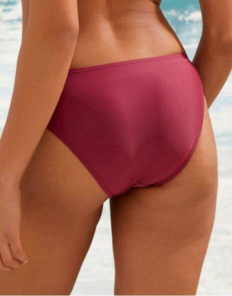 DÓŁ OD BIKINI 