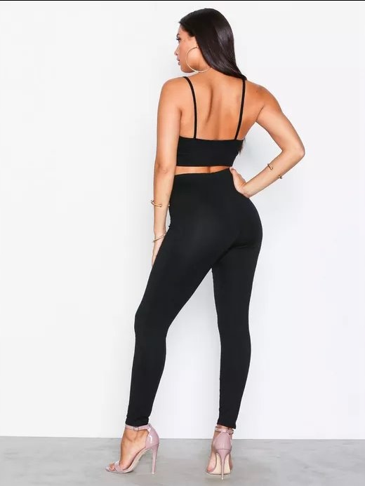 czarne legginsy basic