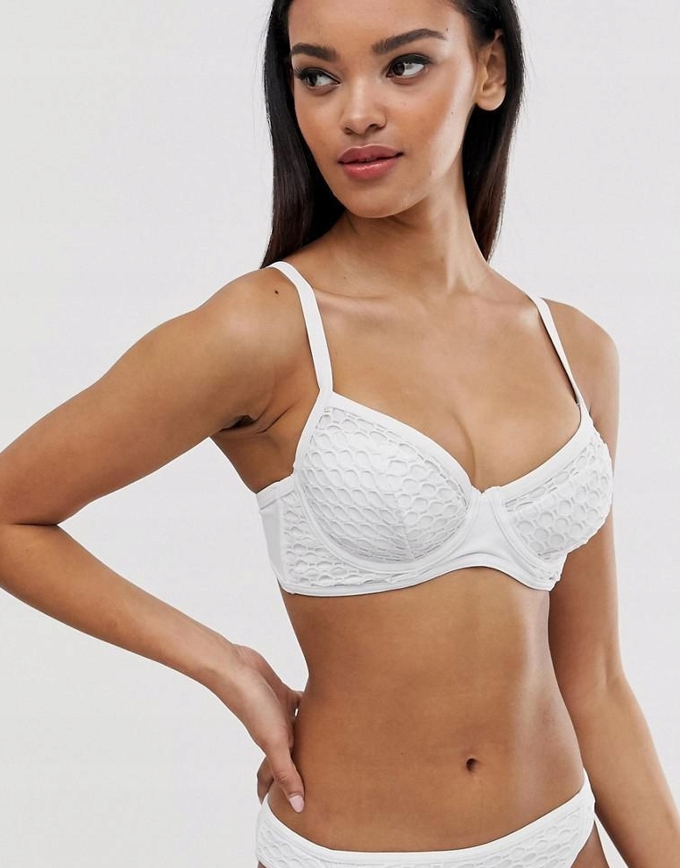 GÓRA OD BIKINI