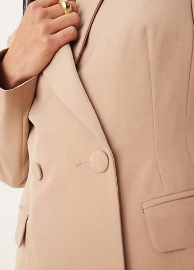 BEŻOWA MINI SUKIENKA BLAZER