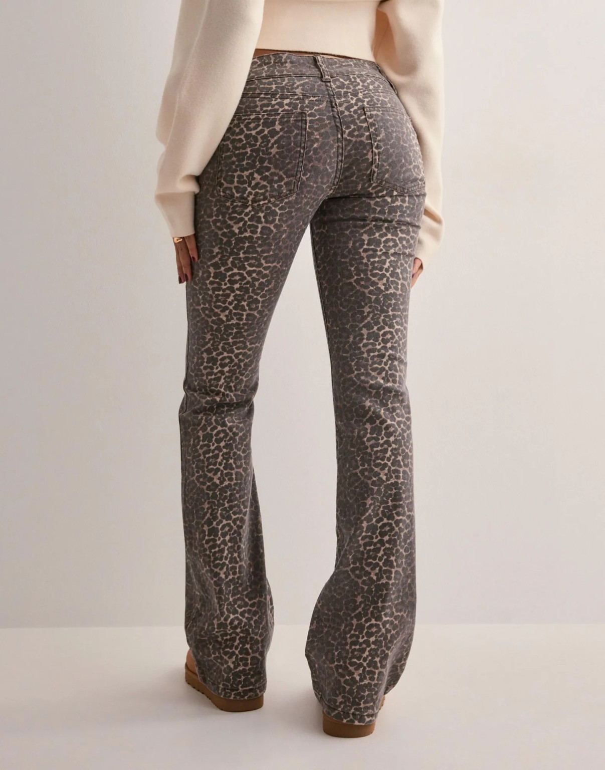 SPODNIE JEANS ANIMAL PRINT