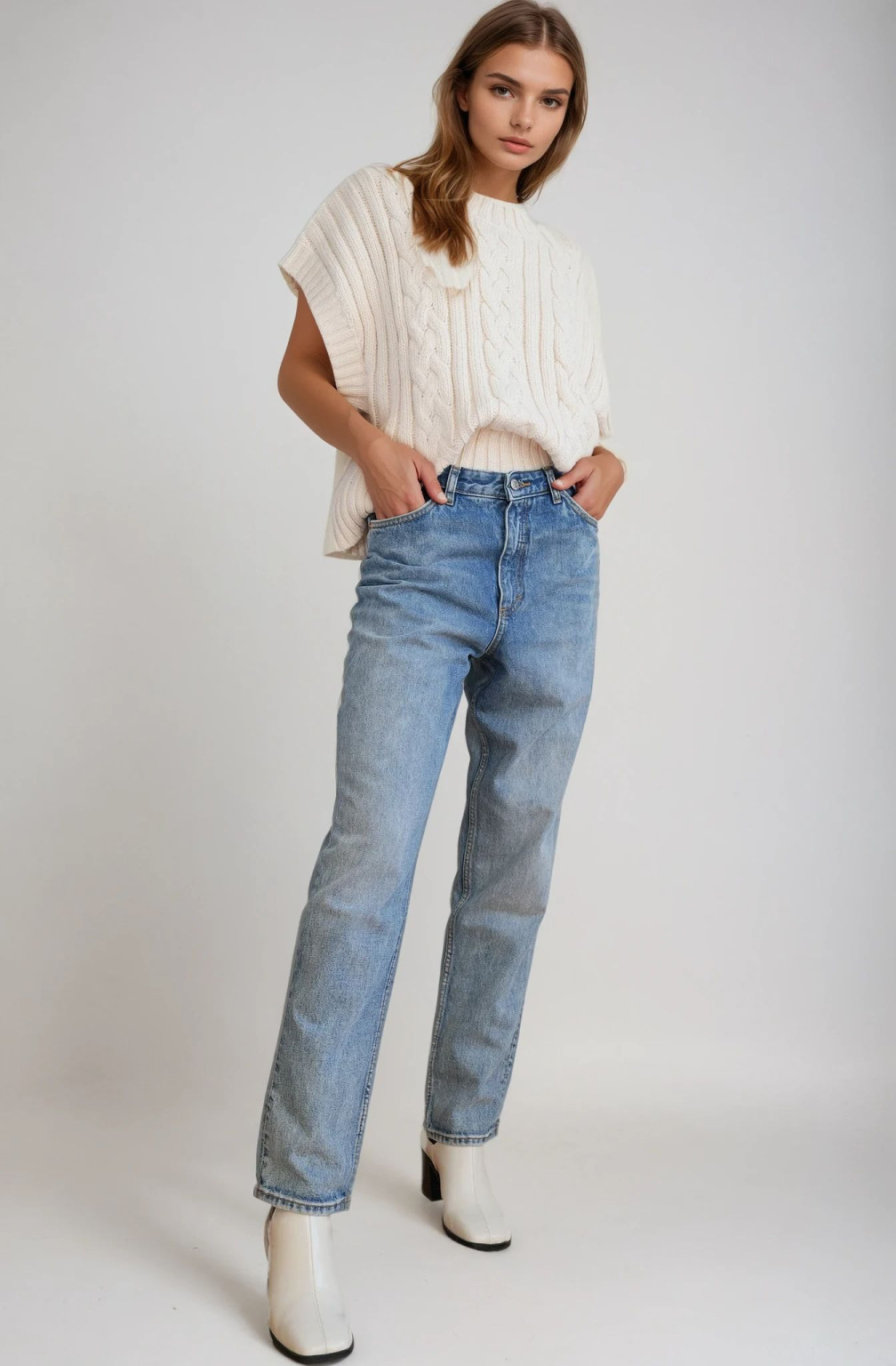 niebieskie spodnie jeans