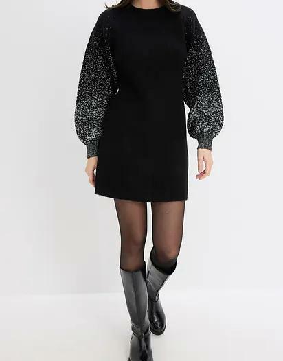 DZIANINOWA SUKIENKA PLUS SIZE Z DŁUGIM RĘKAWEM